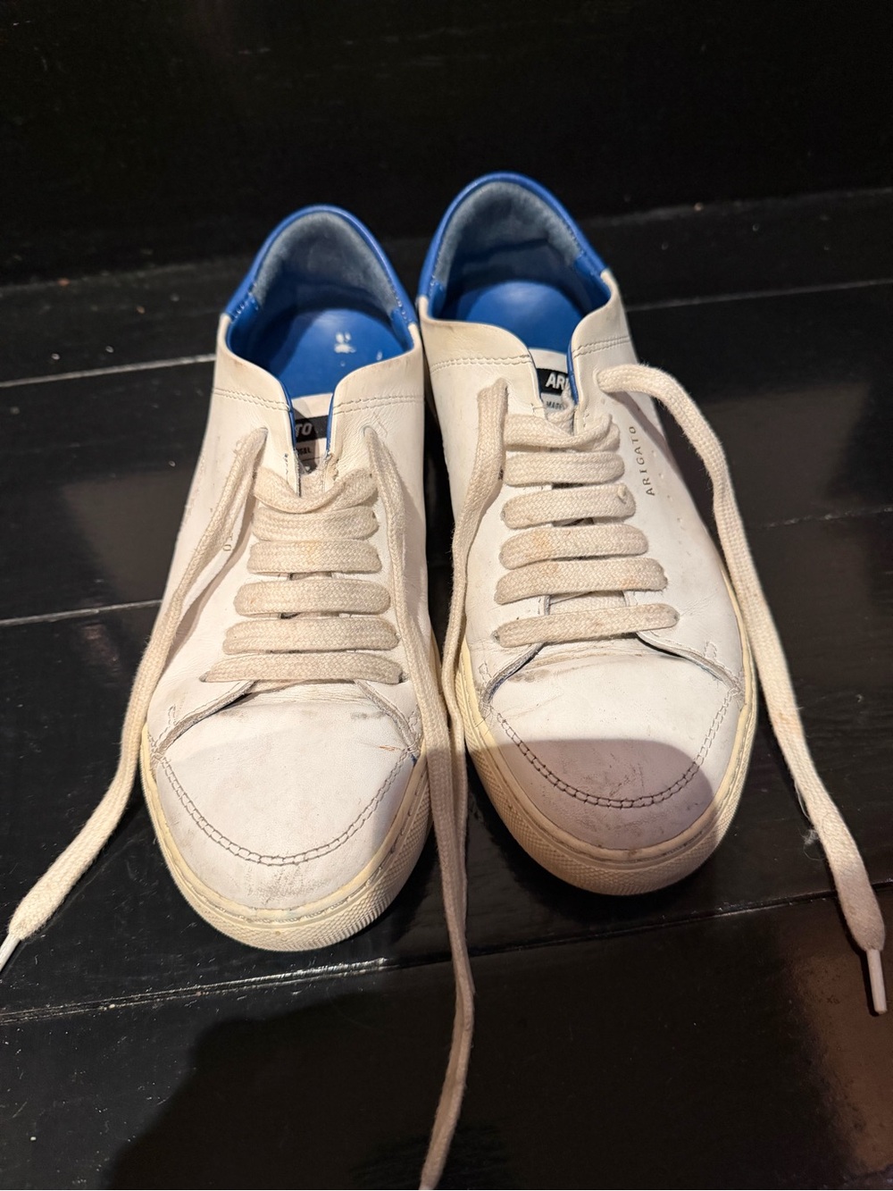 Axel Arigato White Leather Low-Top Sneakers with Blue Lining size 5